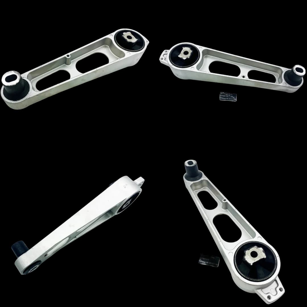 High Performance Front Right Lower Engine Mounting Kit - Premium Quality Auto Transmission Motor Mount Replacement for Universal Applications - OEM 4668347