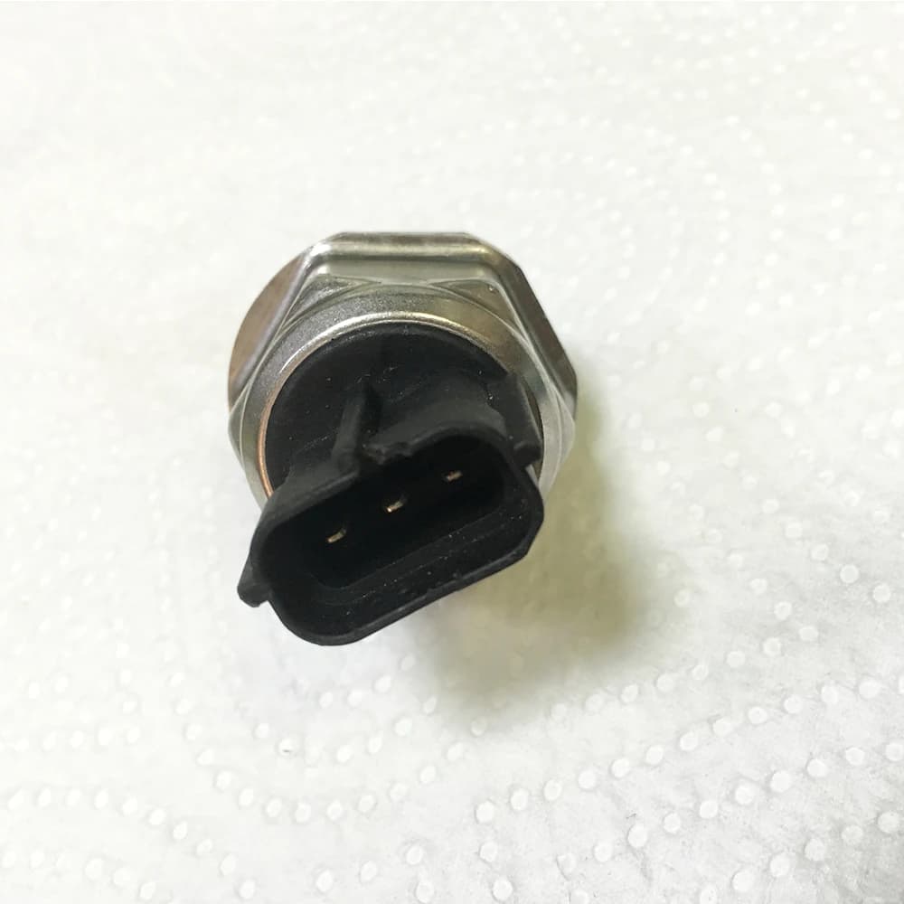 Fuel Rail Pressure Sensor for Ford Transit VII 2.2/2.4/3.2 TDCI 2006-2016 - 55PP05-01 - 04106028026 - OEM 04106028026