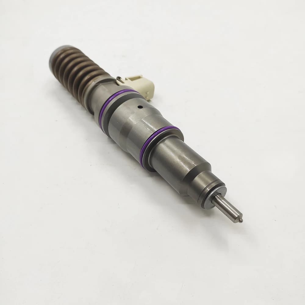 Volvo D13D Engine Fuel Injector - Fits FM400, EC380D, EC480D Models - OEM Number 21340611 & 21371672 - OEM 21340611, 21371672