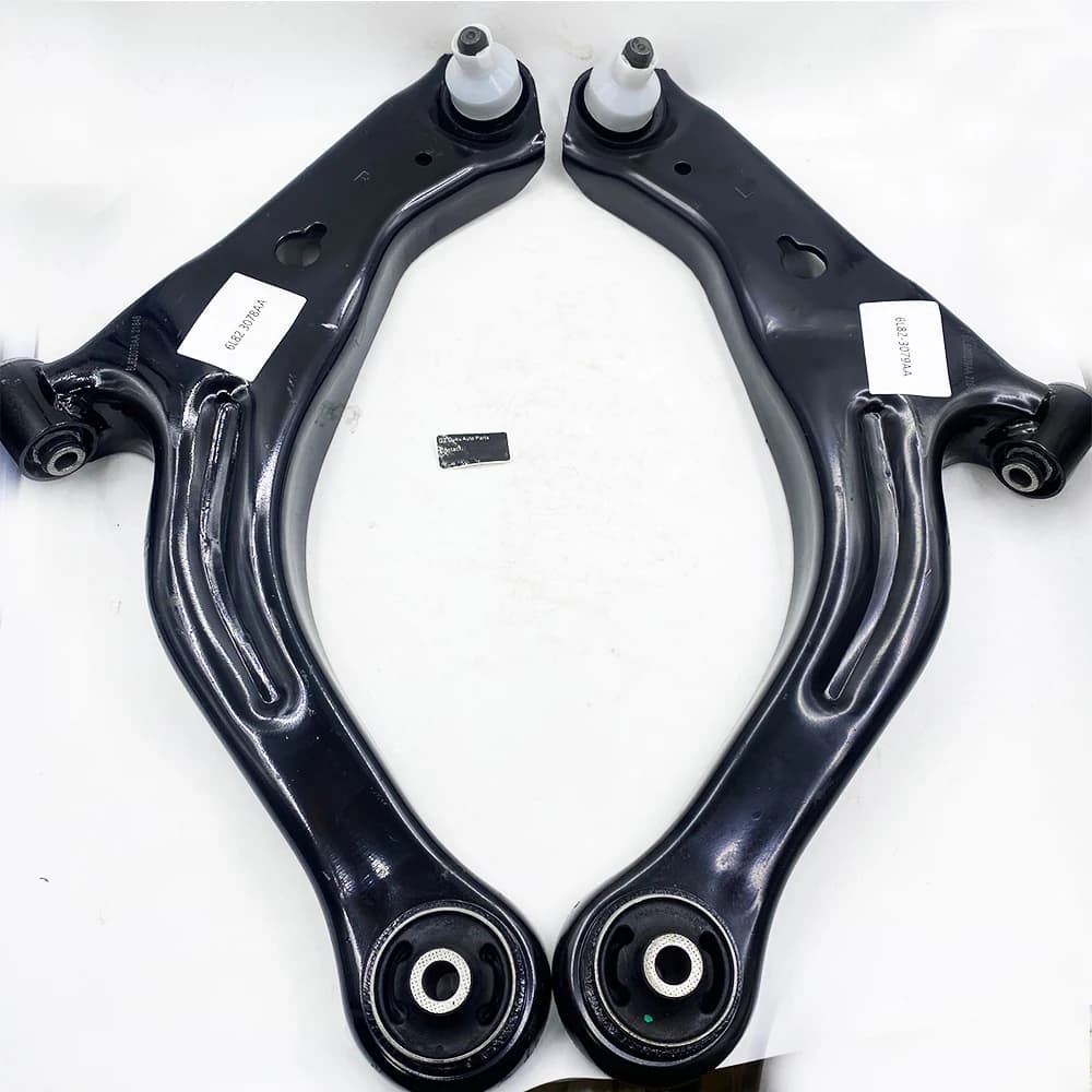 High-Quality Right & Left Lower Control Arms for Ford Escape 2005-2012 - 6L82 3078AA, 6L8Z3078AA, 6L82-3079AA, 6L8Z3079AA - OEM 6L82 3078AA, 6L8Z3078AA, 6L82-3079AA, 6L8Z3079AA